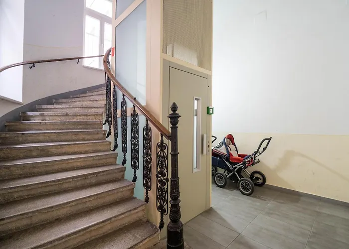 Apartment Stylish Near U4 Metro&naschmarkt Wien